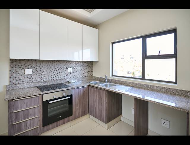 2 BEDROOM APARTMENT TO LET IN UMHLANGA RIDGE